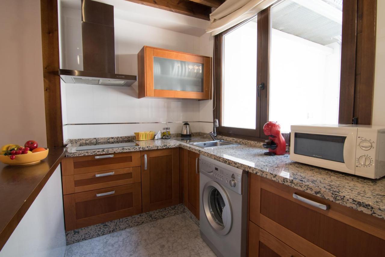 Tuguest Gracia Apartments Гранада Екстер'єр фото