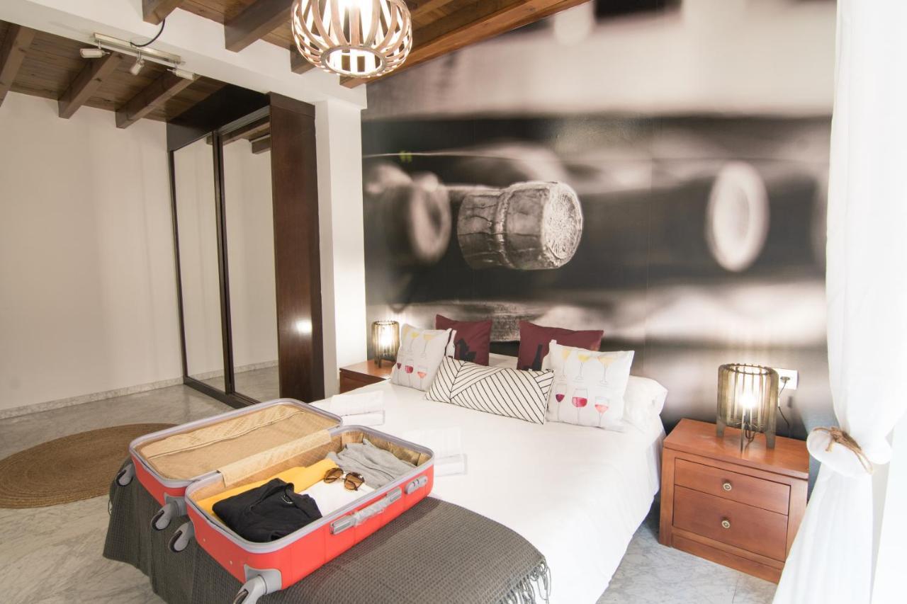 Tuguest Gracia Apartments Гранада Екстер'єр фото