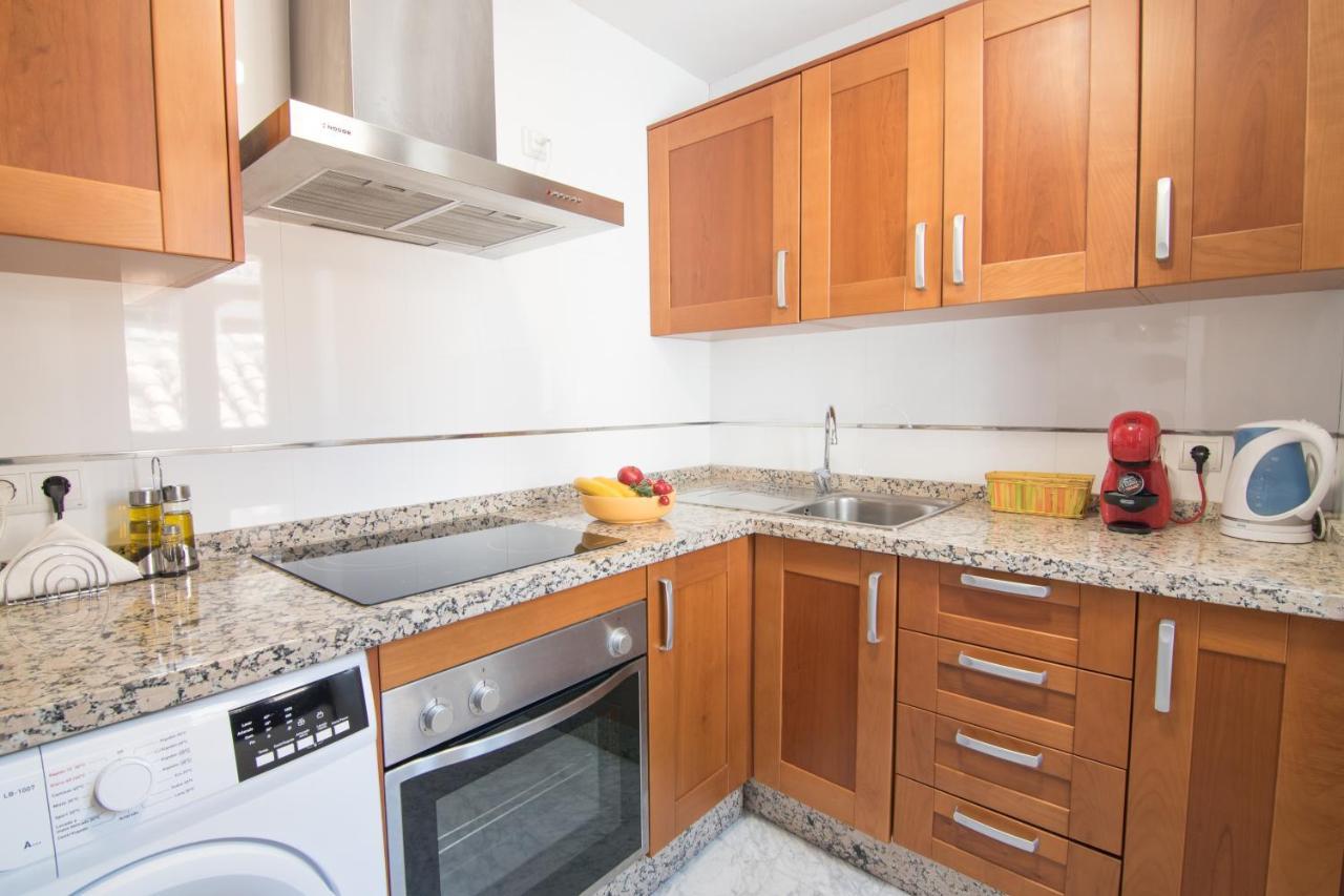 Tuguest Gracia Apartments Гранада Екстер'єр фото