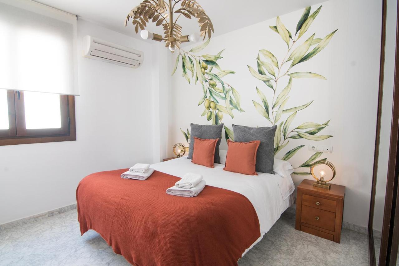 Tuguest Gracia Apartments Гранада Екстер'єр фото